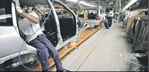 La economía creció 7,1% en abril y muestra una leve desaceleración