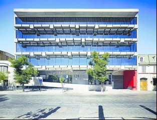 Biblioteca Nicanor Parra, de Mathias Klotz