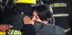 Los rescatistas, héroes del drama, se quebraron en el final