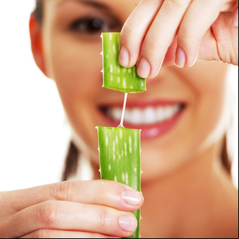 Cómo consumir agua de aloe vera para bajar los niveles de glucosa en sangre