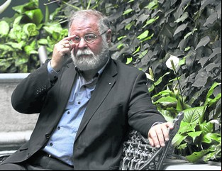Alberto Manguel: El lector sigue decidiendo qué es un texto