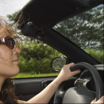 Sentarse bien al volante evita riesgos