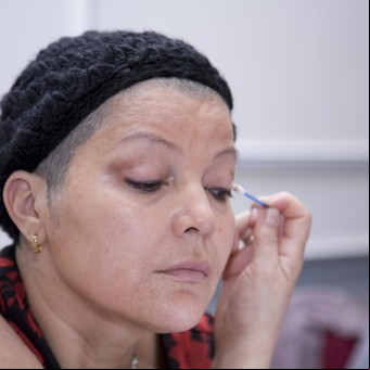 Piden bajar la carga negativa de la palabra cáncer
