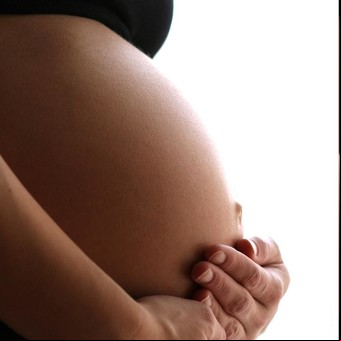 Licencia por maternidad y paternidad: los cambios que se vienen