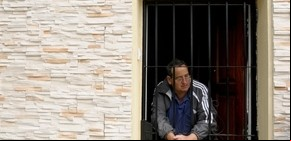 Entrar a robar y amenazan con matar a una beba de dos meses