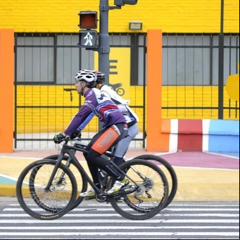 Un conflicto a pura velocidad enfrenta a vecinos y ciclistas en Saavedra y Urquiza