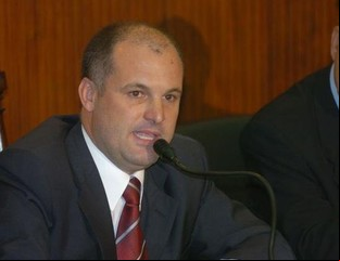 Un herido tras el asalto a la quinta del vicegobernador de Santa Fe