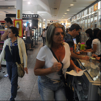 ¿Conviene comprar en los locales duty free?