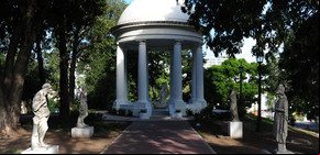 GPS Parque Lezama: suspiros a la sombra de la historia