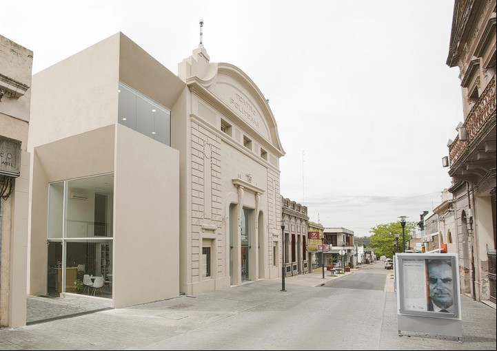 PREMIO SCA-Cicop. Teatro Politeama, ampliado y reabilitado en Canelones, Uruguay.