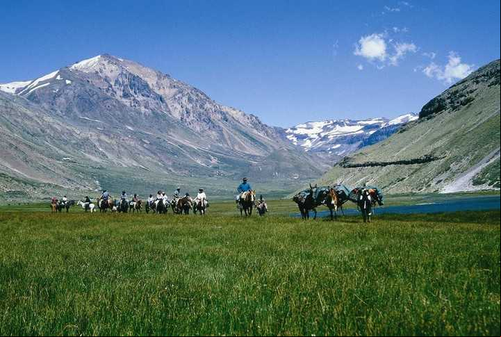 El espectacular paisaje de Valle Hermoso, a 27 km de Las Leñas.