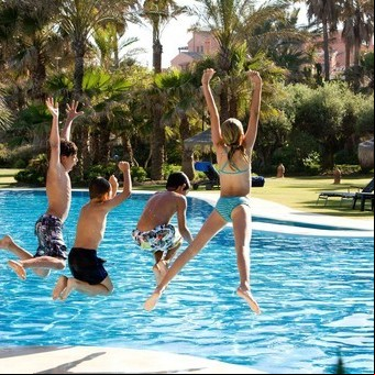 Piletas, la gran diversión del verano