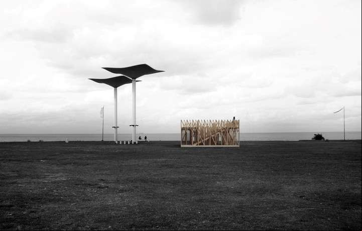 Nido de la Cultura. Instalación, ágora y mirador de Josep Ferrando en el Paseo de la Costa de Vicente López.