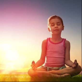 ¿Cómo enseñarles a tus hijos a meditar?