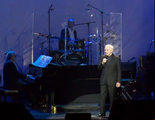 Charles Aznavour en el Gran Rex: el encanto de un artista eterno