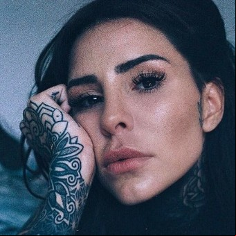 Candelaria Tinelli estalló contra los medios