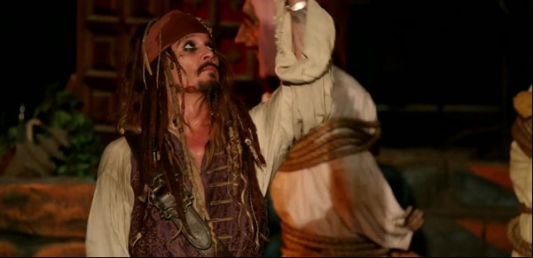 Mirá cómo Johnny Depp sorprende a los turistas en Disney