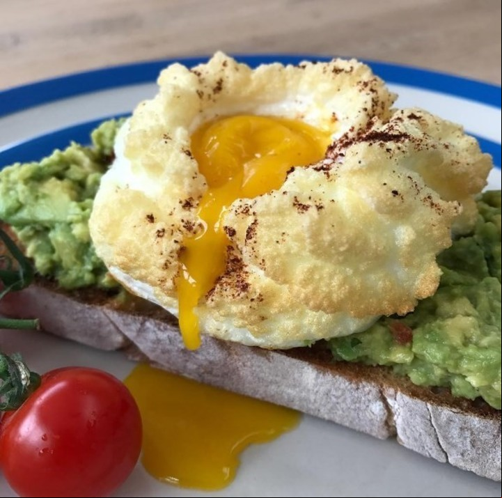 Los huevos nube no llevan aceite Foto Instagram.