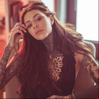 A Candelaria Tinelli le dijeron que estaba gorda y publicó una profunda reflexión en las redes