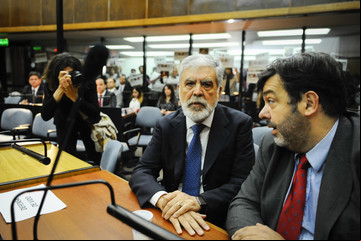El abogado de Julio De Vido amenazó con un juicio a un periodista de Clarín