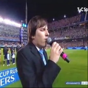 Argentina-Perú: quién es Nahuel Pennisi, el artista no vidente que cantó el himno