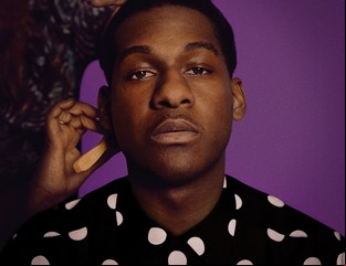 Leon Bridges: Una de las nuevas grandes voces del soul y el R&B llega a la Argentina