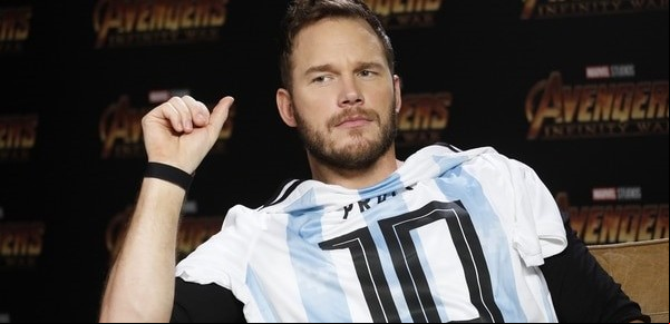 Un actor de "Avengers: Infinity War" se volvió loco por el dulce de leche e imitó a Mirtha Legrand