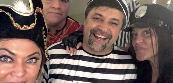 La desopilante fiesta de disfraces de Caruso Lombardi a la que asistió Miguel Ángel Pierri