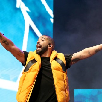 Drake rompió un récord histórico de los Beatles que nadie había superado en 55 años