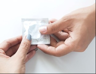 Día mundial del preservativo: el 98% de las personas con VIH se infectó en relaciones sexuales sin protección