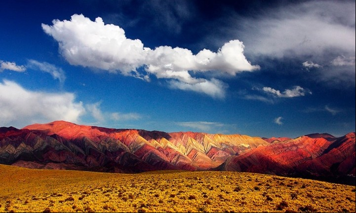 Lo colores de las Serranías del Hornocal.