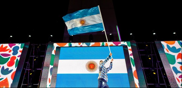 Fue campeón olímpico y denuncia "manos negras" en la Federación Argentina de Yachting que le cortaron las alas