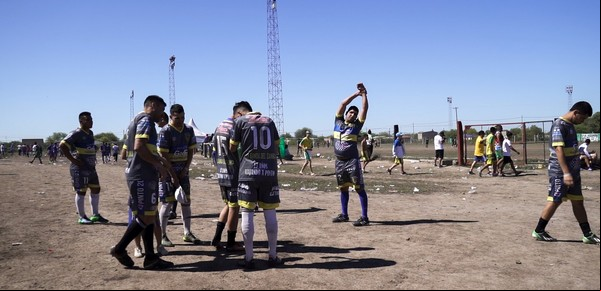 Mundial de Potrero: a jugar por el 'mango' y por el honor del barrio