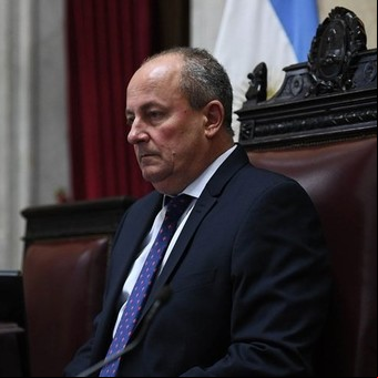 Habló el abogado del senador Marino: "Él niega haber abusado de Claudia Guebel"