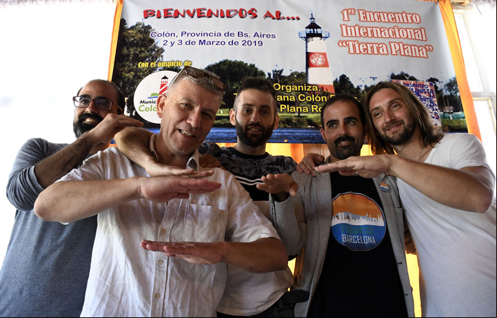 El primer encuentro de terraplanistas en Argentina.
Foto: JUAN JOSE GARCIA
