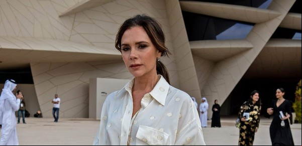 La historia de Victoria Beckham: las Spice Girls, su boda con el futbolista más lindo del mundo y cómo se convirtió en un símbolo de la moda