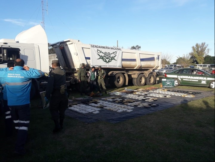 Arrojaron cocaína en avionetas en Salta y la llevaban en camiones rumbo al Conurbano.