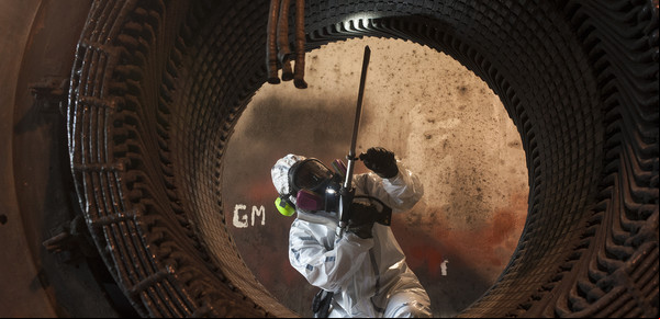 Cómo es el taller donde se reparan y replican las piezas centenarias del sistema sanitario de la Ciudad