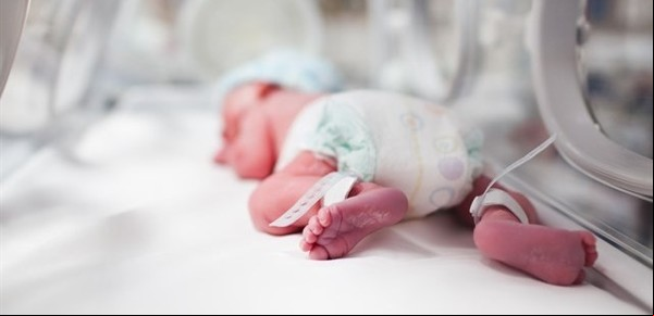 El milagro de Eliska: nació cuatro meses después de la muerte de su madre