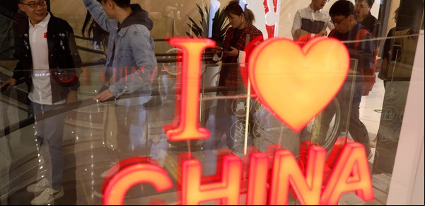 El dilema de la NBA: disculparse o no con China