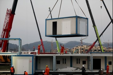 Cómo construyeron en 10 días el hospital para el coronavirus con containers