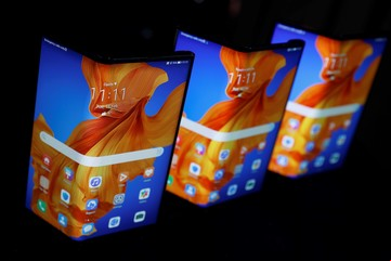 Huawei trabaja en secreto en el primer celular plegable triple del mundo: qué se sabe