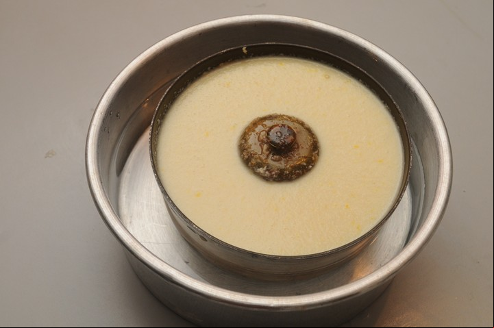 Receta de flan de coco, paso 5 (Foto: Gerardo Dell Oro).
