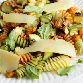 Ensalada de pasta mediterránea