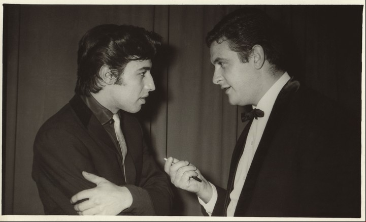 Sandro y Héctor Larrea, en 1962. Se hicieron amigos cuando el locutor solía presentarlo.