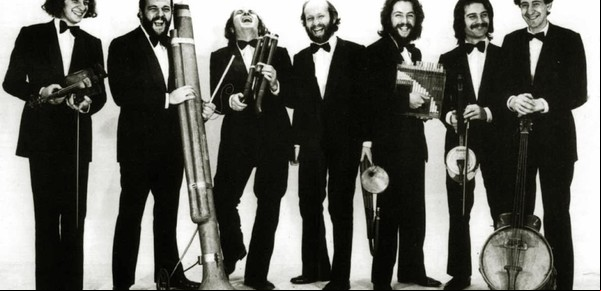 Un libro recorre los secretos de Les Luthiers, el grupo más exquisito e hilarante