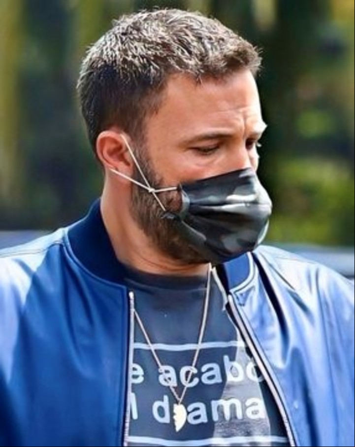 Con barbijo. Ben Affleck, con filme nuevo.