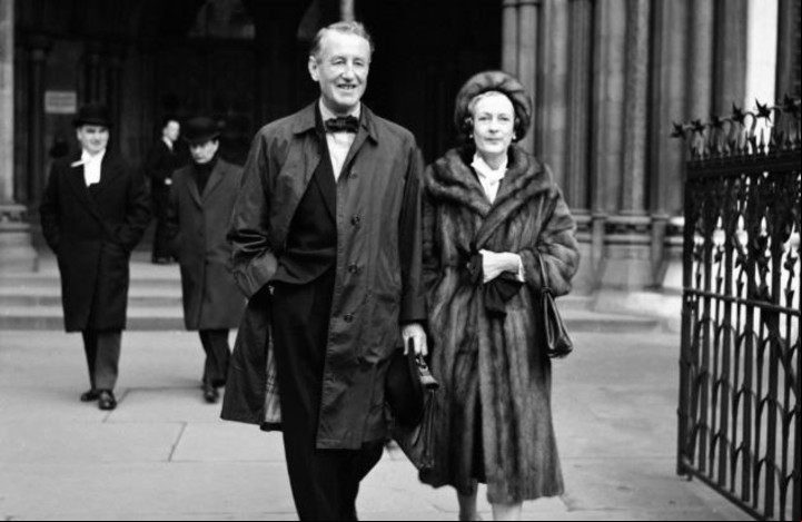 Ian Fleming se casó con Ann Harmsworth en 1952.
