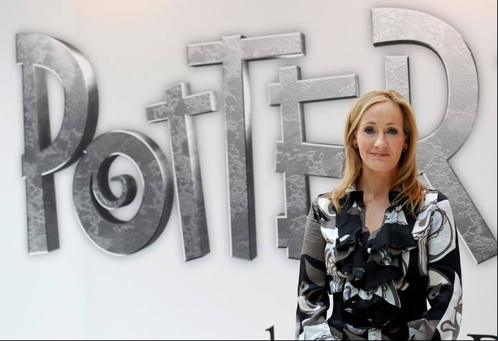 J. K. Rowling fue muy cuestionada por sus dichos transfóbicos. Foto: Reuter