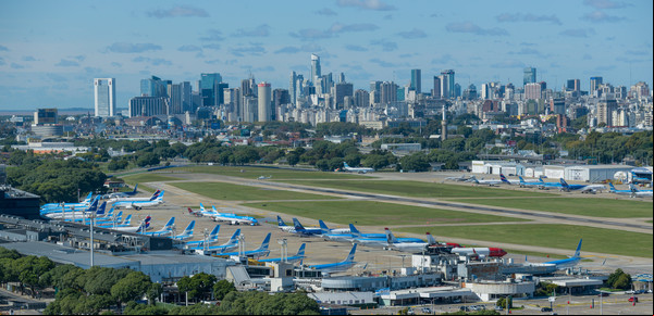 Após oito meses fechado, Aeroparque volta a reabrir em Buenos Aires em março